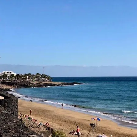 Apartment Bellisima 200m From The Ocean With Pool, Wifi Sat-tv