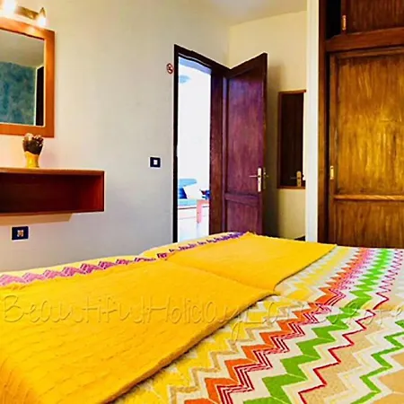 Bellisima 200m From The Ocean With Pool, Wifi Sat-tv Apartment *